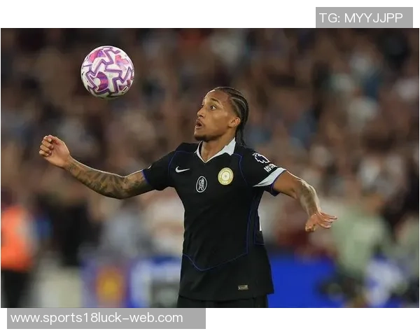 埃基蒂克与若昂佩德罗数据对比分析:进球与过人表现的深度解读 埃基蒂克与若昂佩德罗数据对比分析:进球与过人表现的深度解读